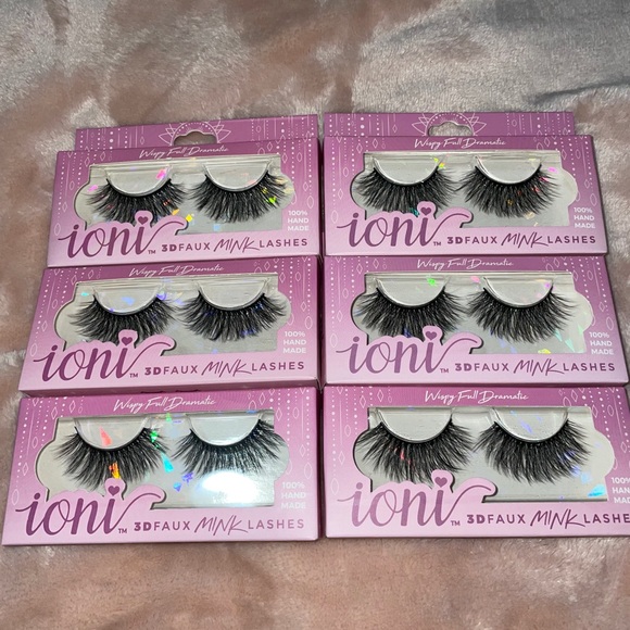 COPY - BNIB IONI Lashes - Picture 2 of 6